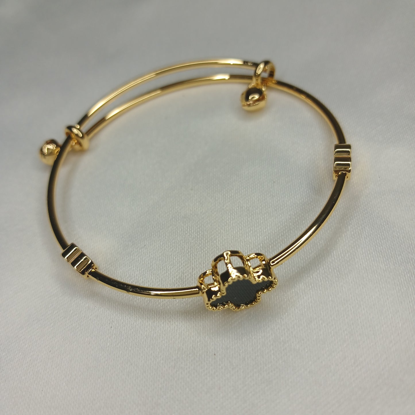 Elegant Clover Jewelry Set – Stainless Steel with Black Enamel