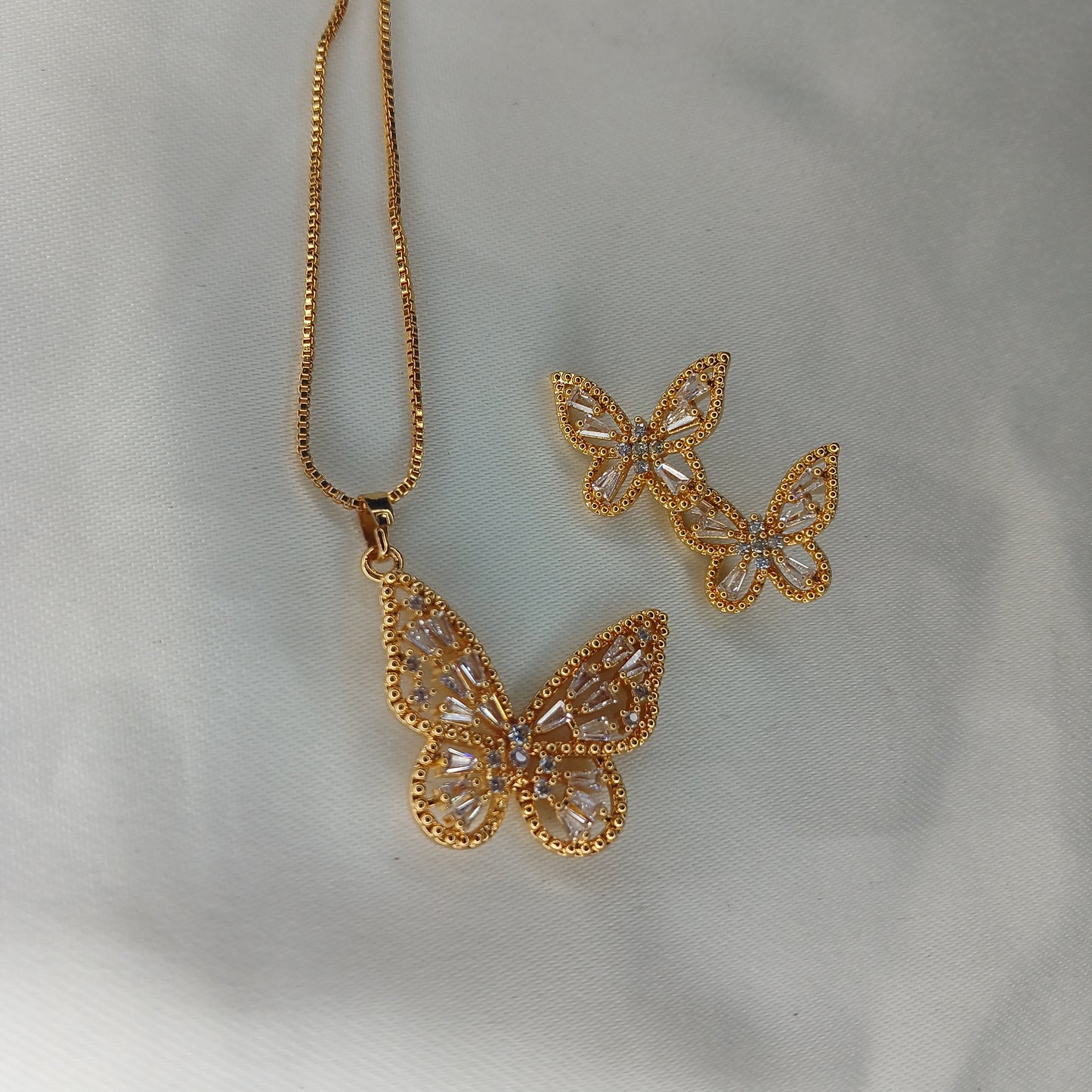 Butterfly Charm Jewelry Set