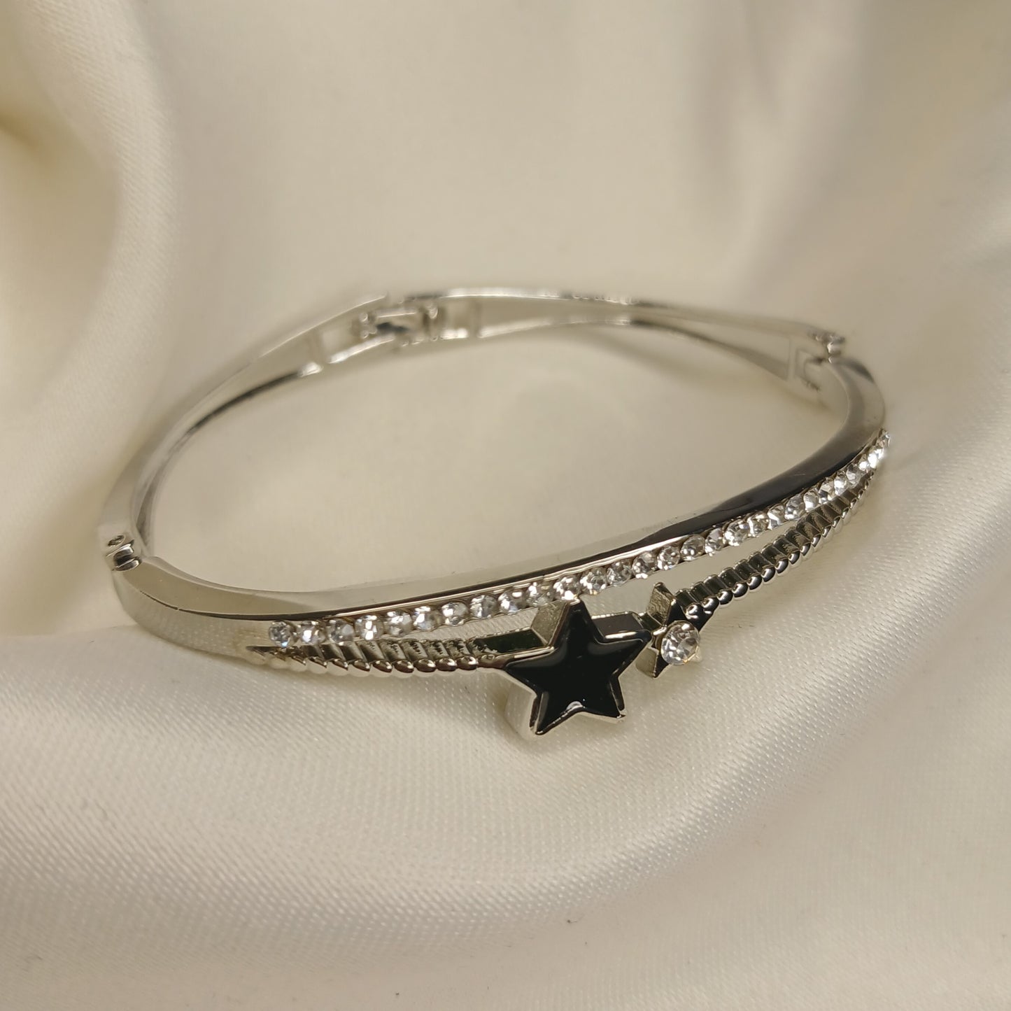 Shining Star Bangle Bracelet – Silver & Gold