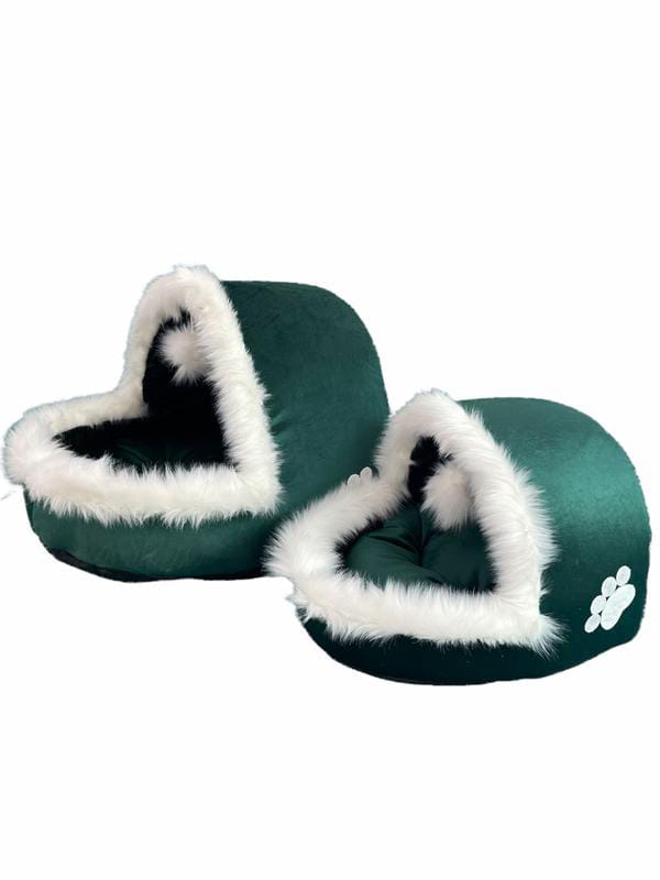 LuxVelvet Heated Pet House - Soft & Cozy Winter Retreat for Cats and Dogs