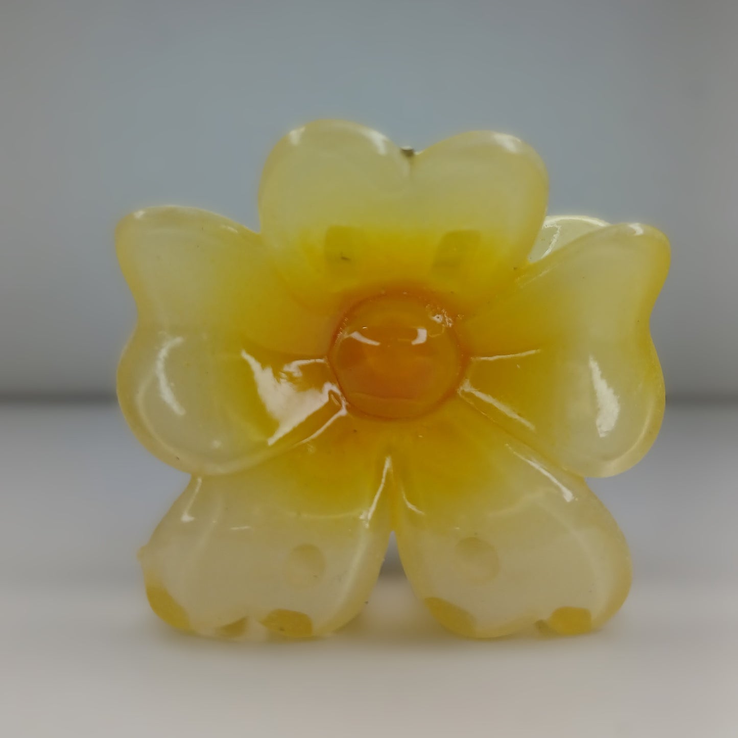 Petal Flower Hair Claw Clips – Glossy Finish