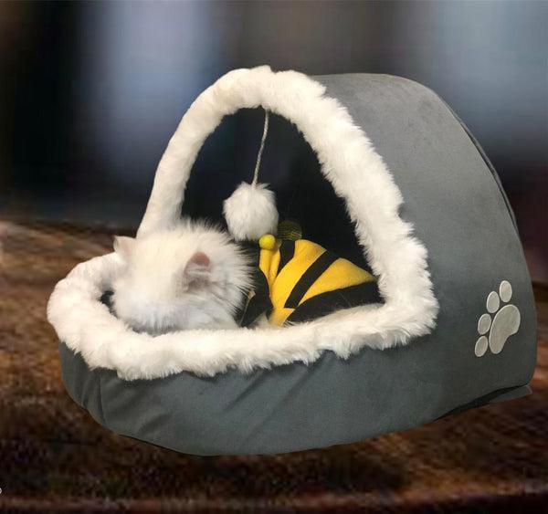 LuxVelvet Heated Pet House - Soft & Cozy Winter Retreat for Cats and Dogs