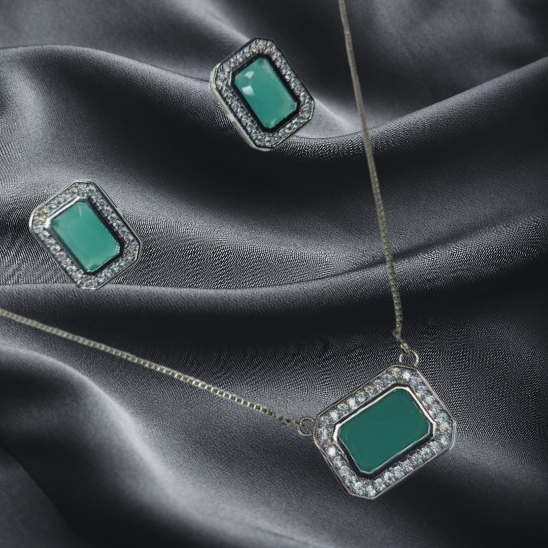 Elegant Silver-Tone Necklace & Earrings