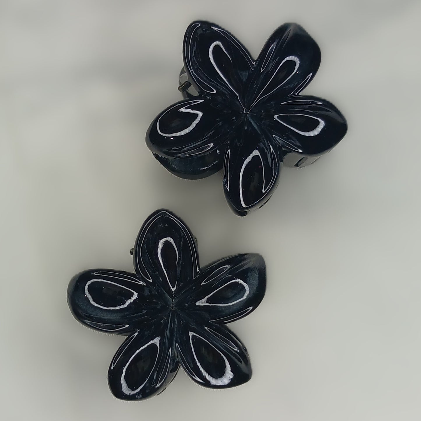 Plumeria Design Jaw Clips - Mini Flower Hair Claw Clips