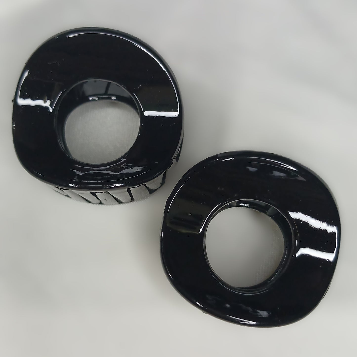 Mini Donut Hair Claw Clips – Matte & Glossy