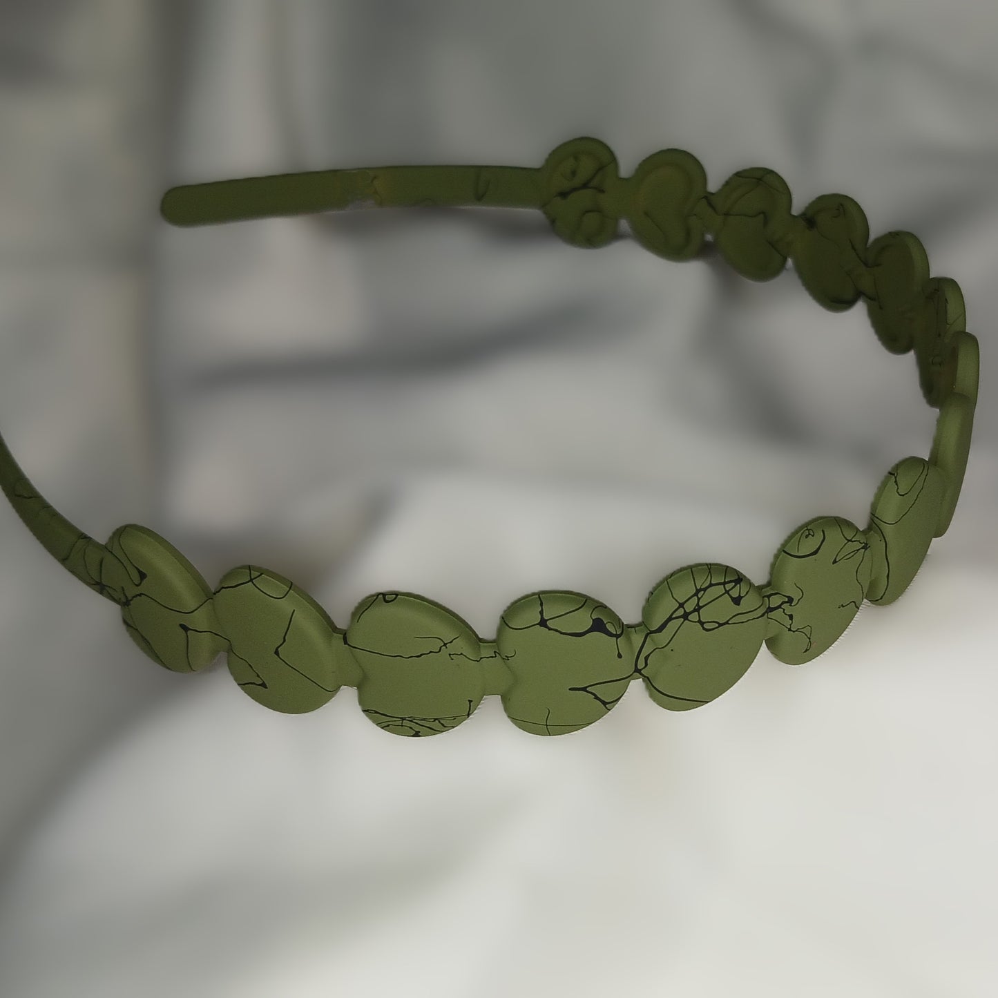 Heart-Shaped Headband -  Matte Plastic Hairband