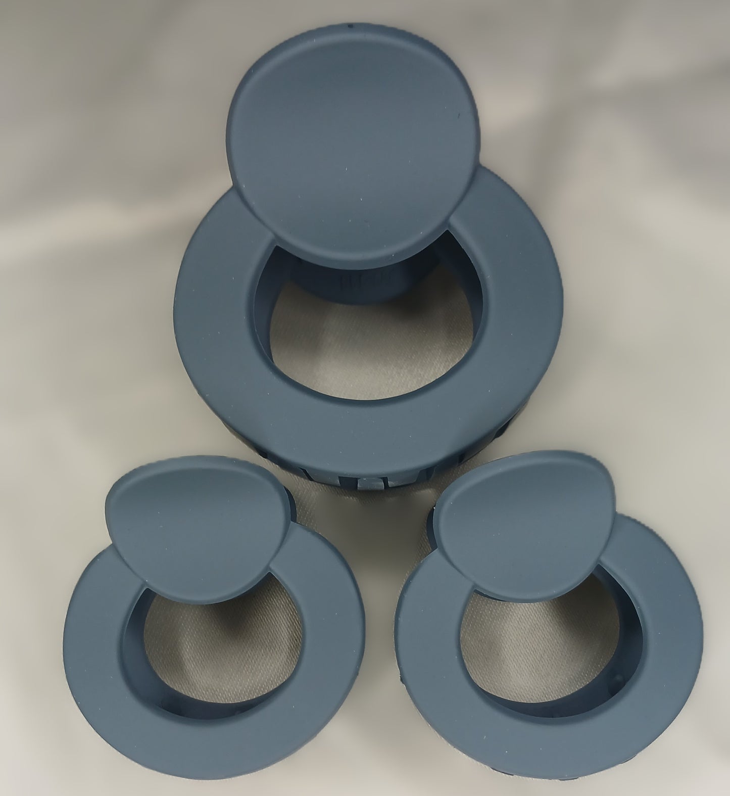 Round Hair Claw Clip Set – Matte Finish