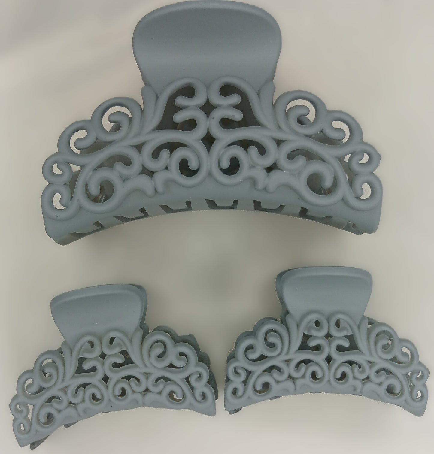 Matte Hollow Shark Clips - Set of 3