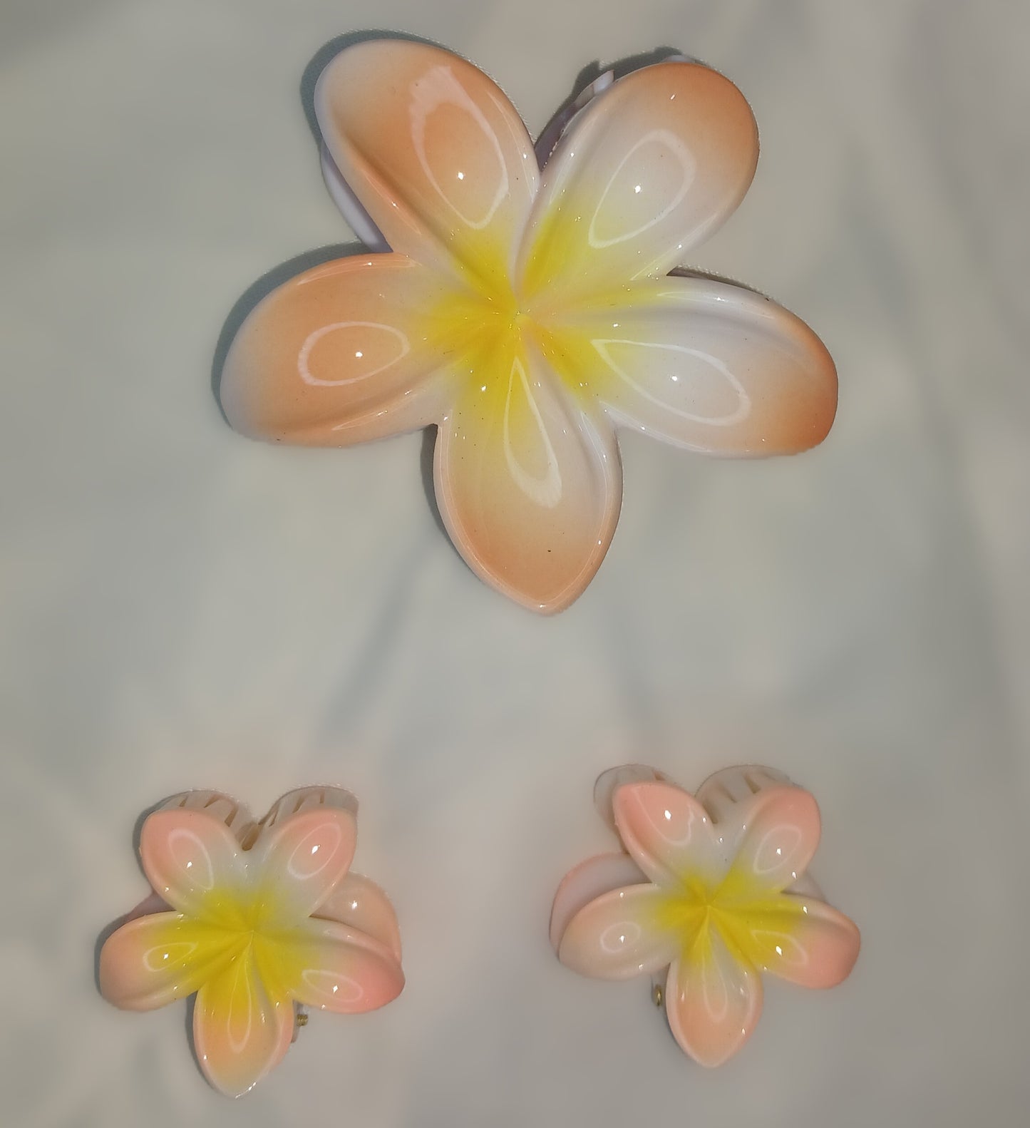 Glossy Lotus Flower Hair Claw Clips