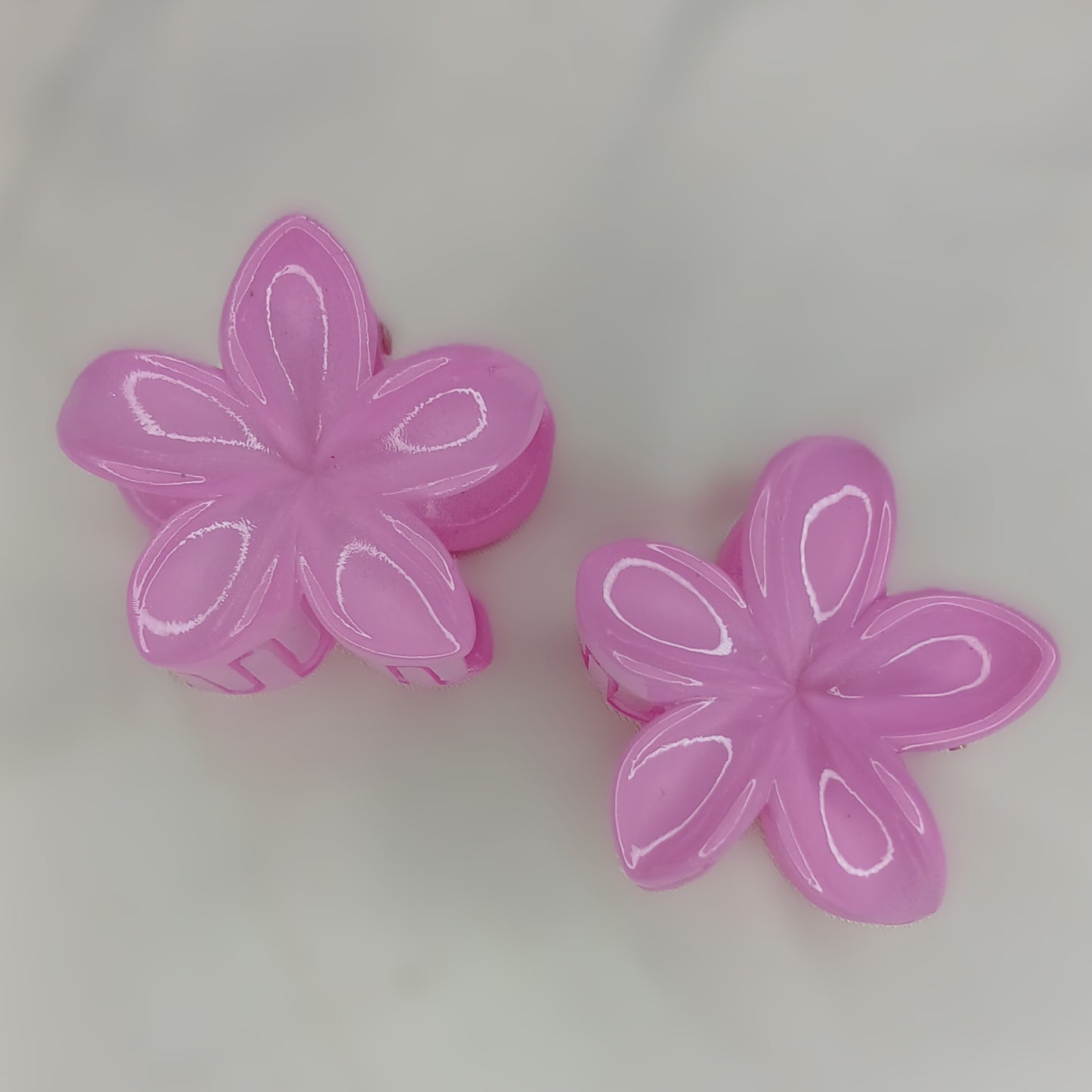 Plumeria Design Jaw Clips - Mini Flower Hair Claw Clips