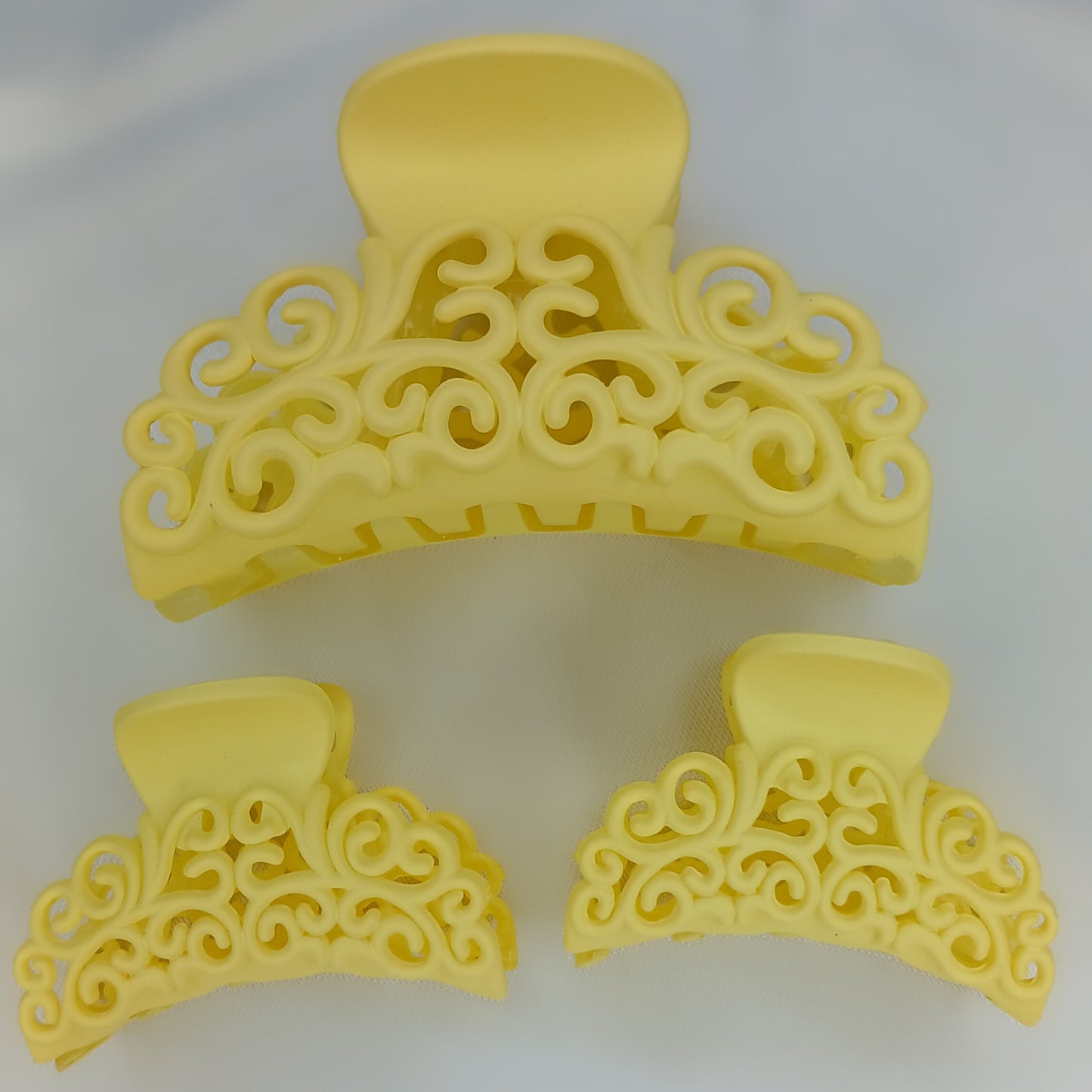 Matte Hollow Shark Clips - Set of 3